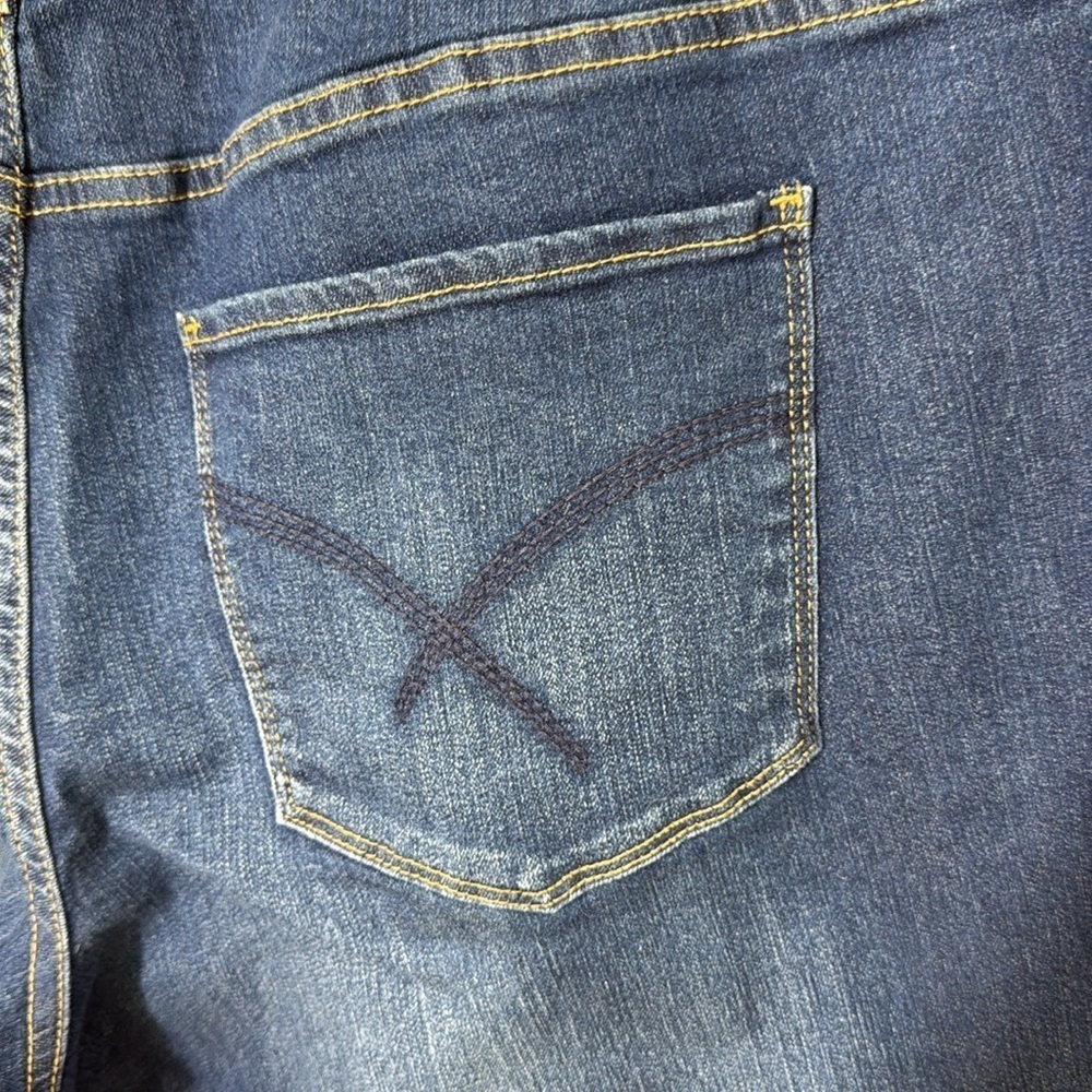 NWOT CJ Banks Comfort Waist Stretch Relaxed Fit Mid-Rise Jeans Size 16W Petite - Picture 5 of 9